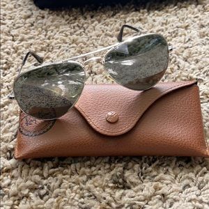 Ray Ban RB3025 Aviators Silver Mirror w/ case